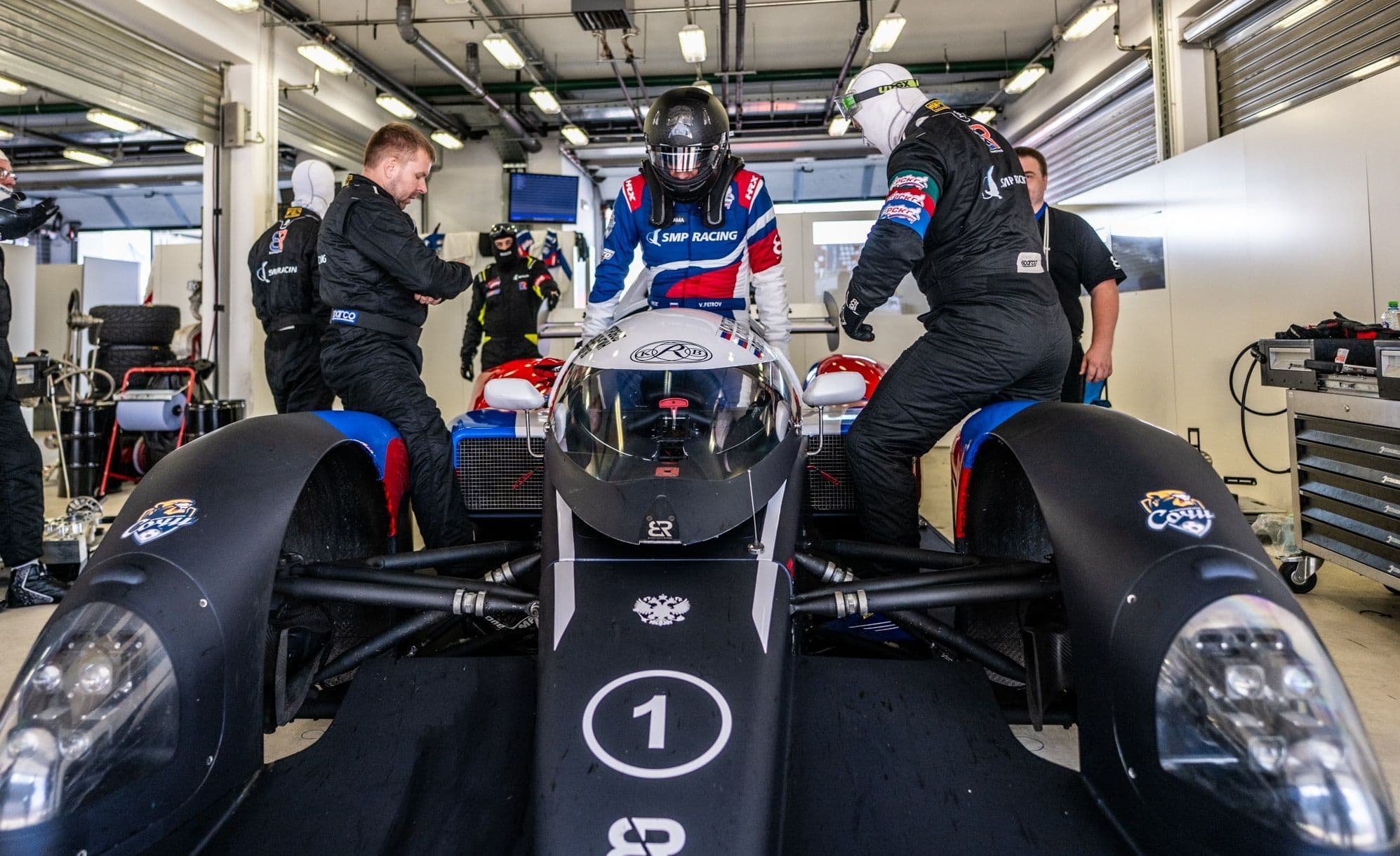 Следим за гонкой Akhmat Race - финалом серии СМП РСКГ Эндуранс