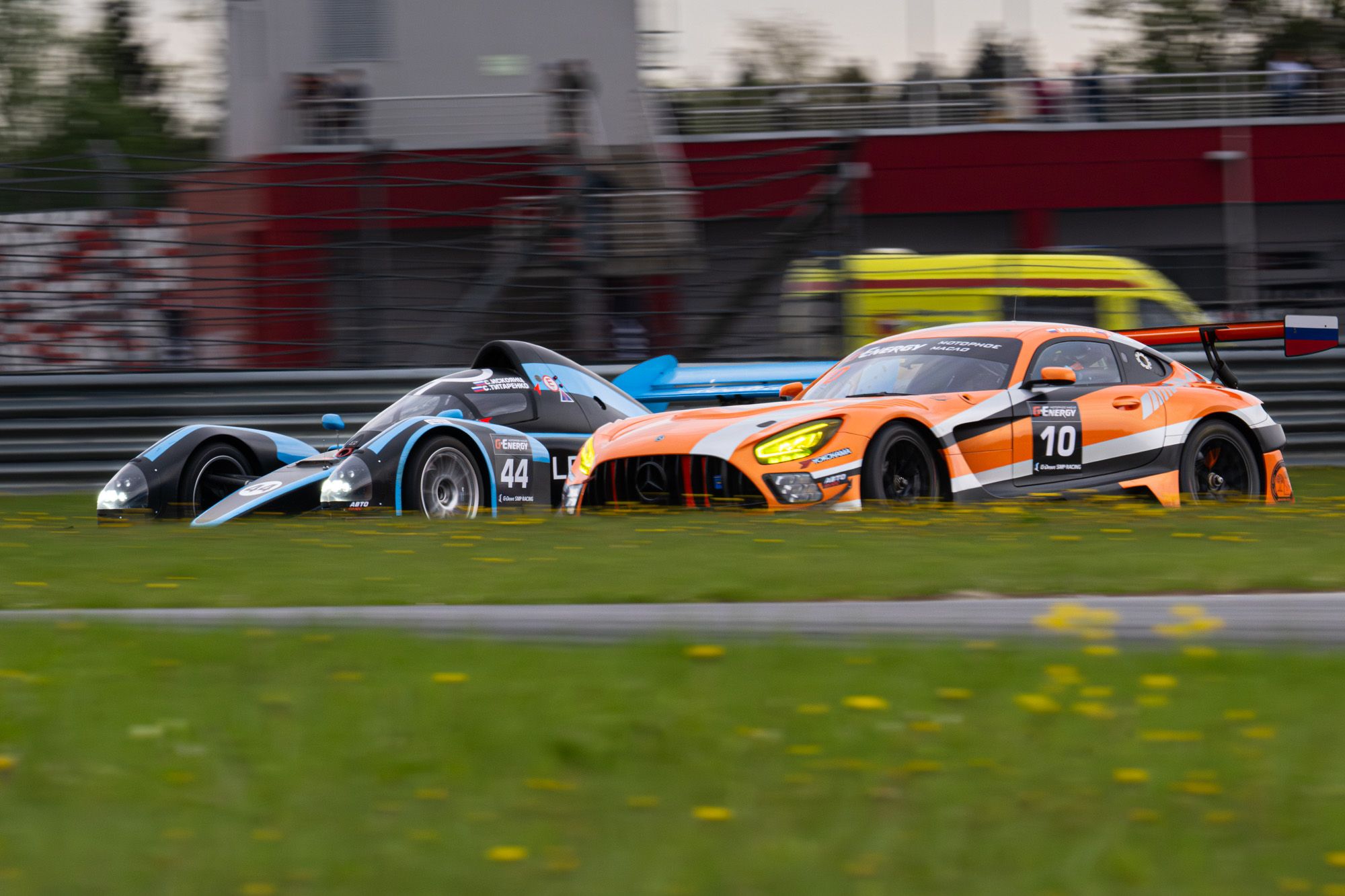 MaratDaminov_RCRS2025_1Stage_MRW_low_256 (4).jpg